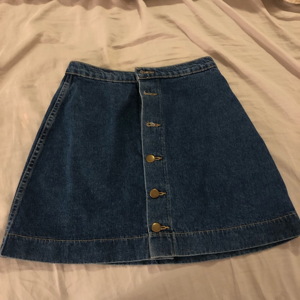 American apparel button skirt